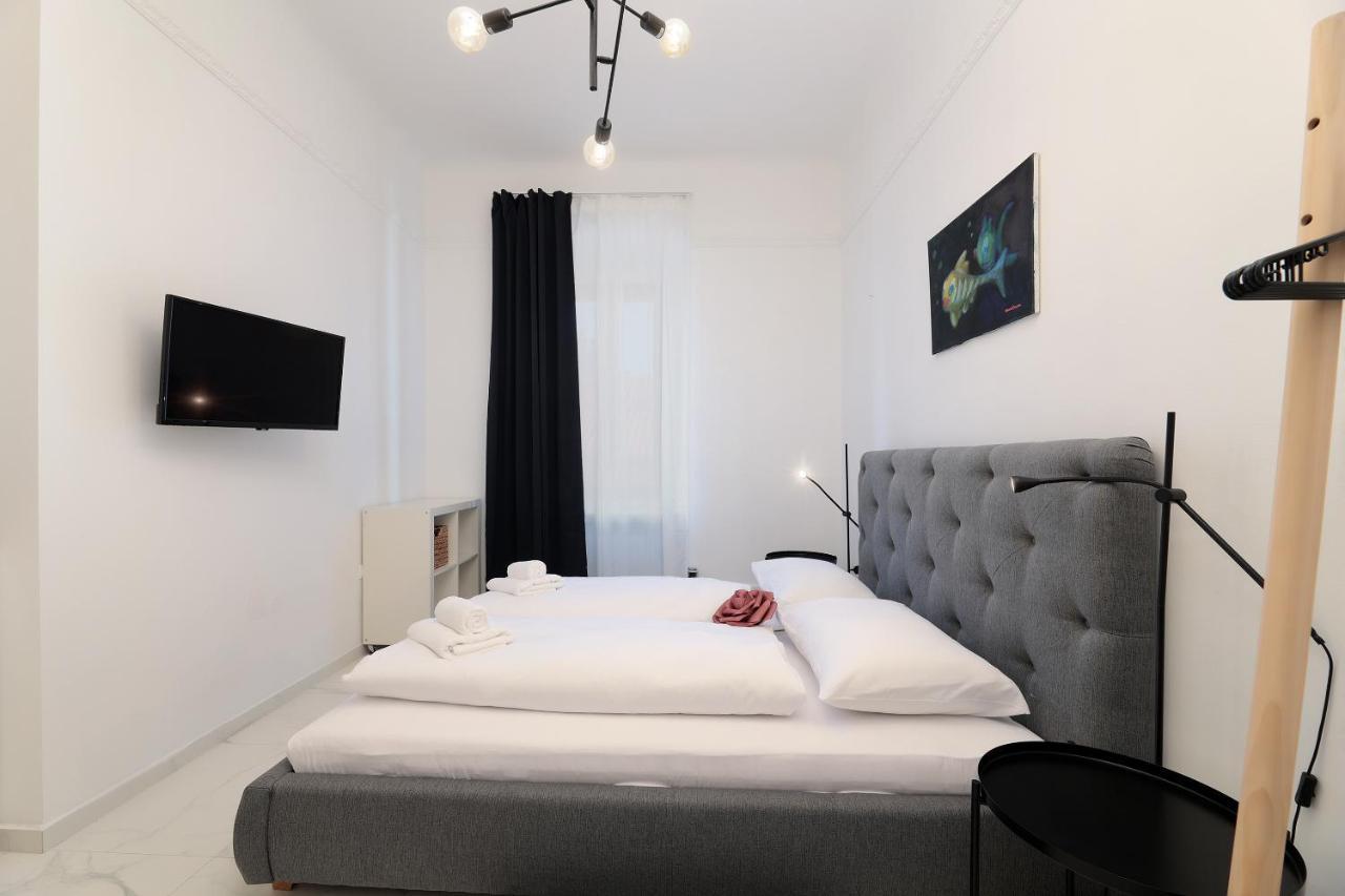 Apartments Luan リエカ エクステリア 写真