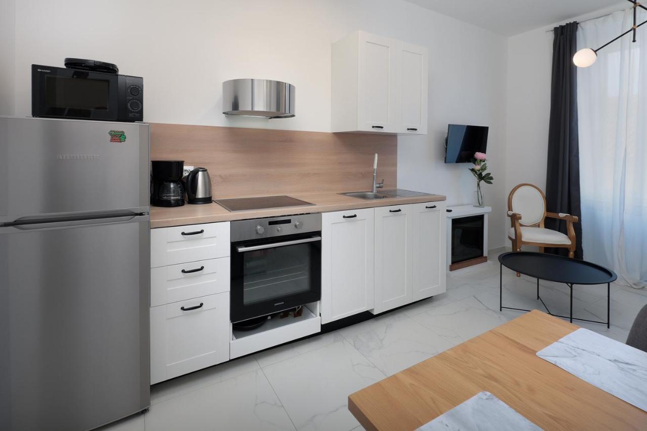 Apartments Luan リエカ エクステリア 写真